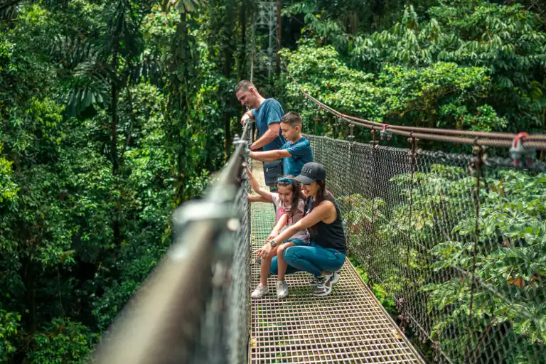 Canyoning & Místico Hanging Bridges Tour
